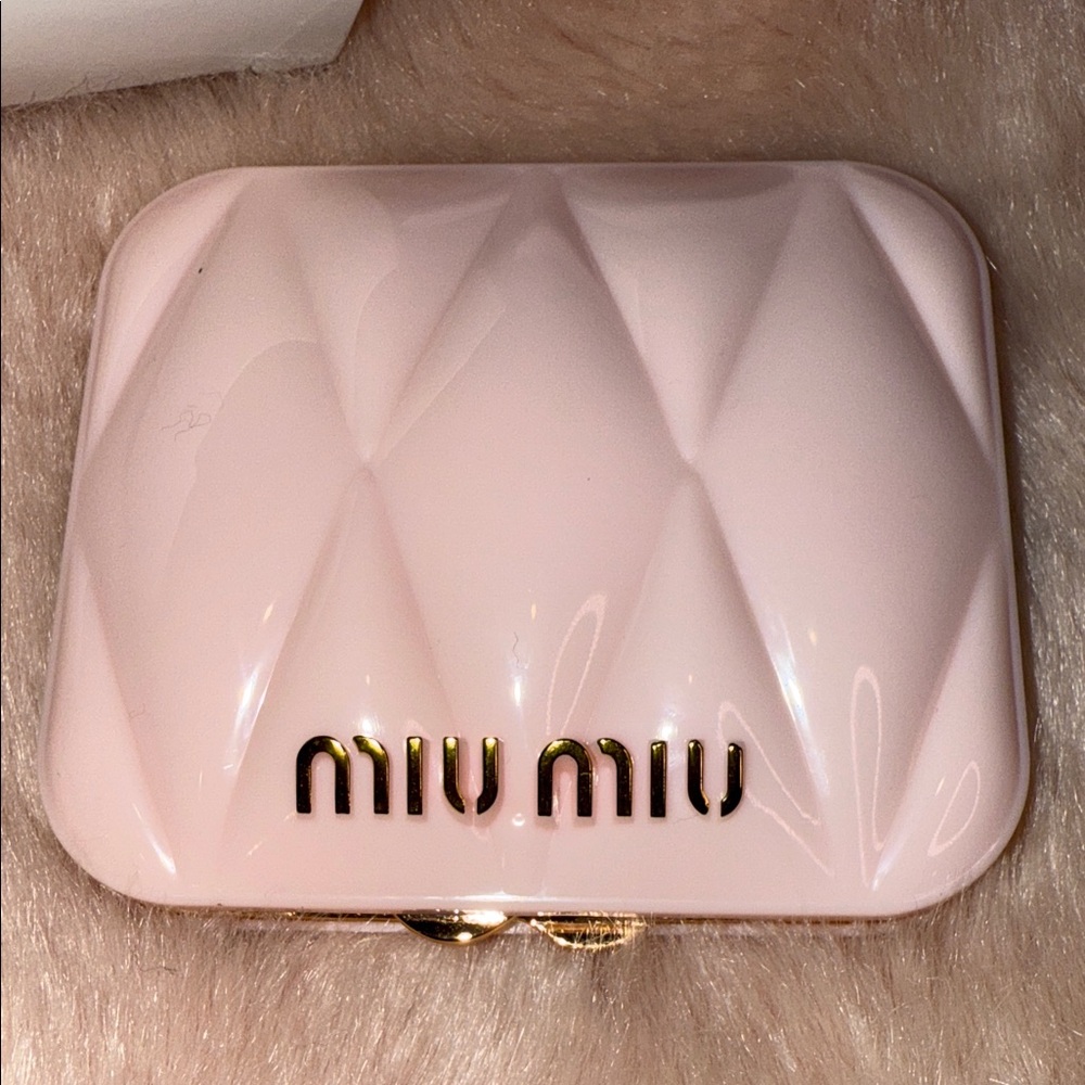 Miu Miu Quilted Pink Cosmetic Case - Picture 2 of 7